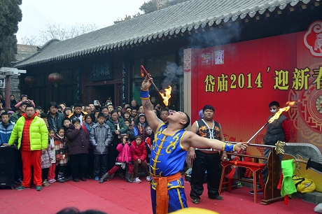 Taishan scenic area receives record number of tourists during the Spring Festival