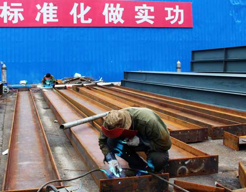 Baoji-Lanzhou railway line under construction