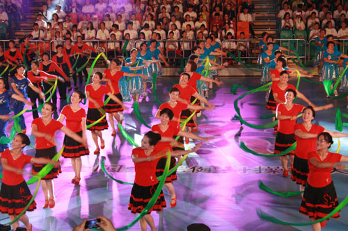 National aerobics dance final held in Qingdao