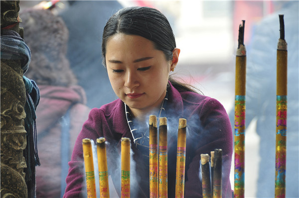 Free temple attracts worldwide pilgrims