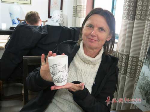 Qingdao porcelain amazes German artists