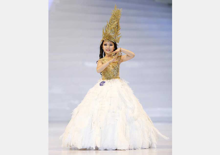 Children take part in 16th China (Qingdao) Int'l Fashion Week