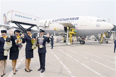 Qingdao opens flight route to Europe