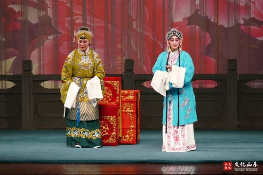 Shandong youth opera masters reach out to theatre enthusiasts