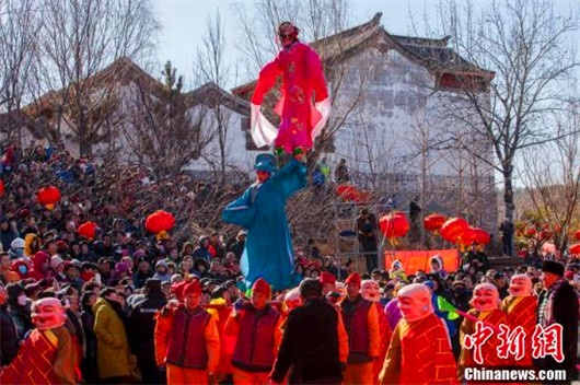 Photos from Yantai Yuhuangding Temple Fair