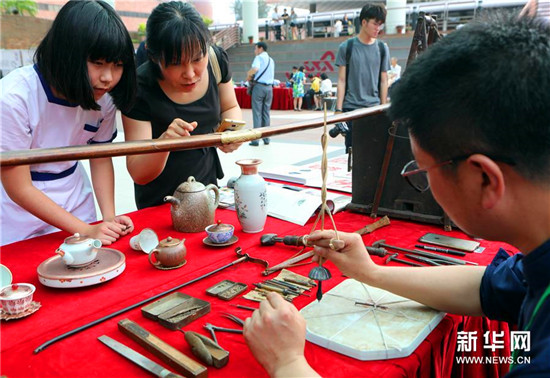 Shandong cultural legacies shine in Hong Kong