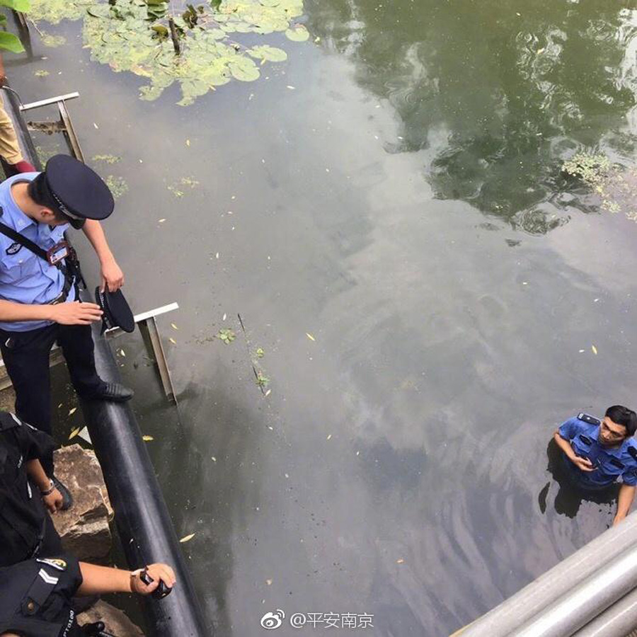 Scenes from the most important test in China