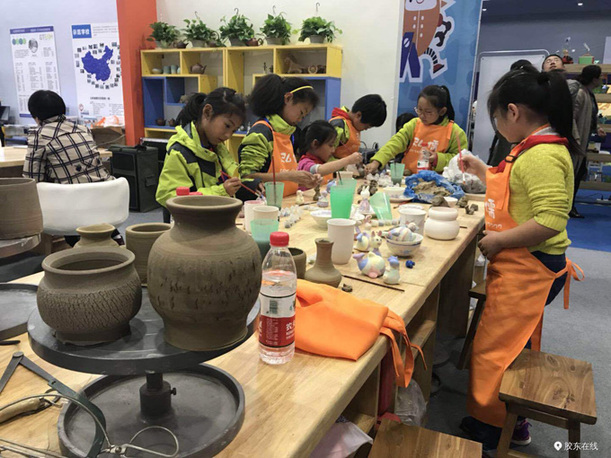 Yantai student makers show off talents