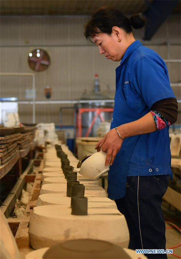 In pics: Shell porcelain production in China's Shandong