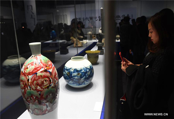 Over 130 pottery works displayed at pottery exhibition in Shandong