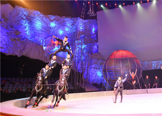 Dazzling circus acts delight Shandong audience