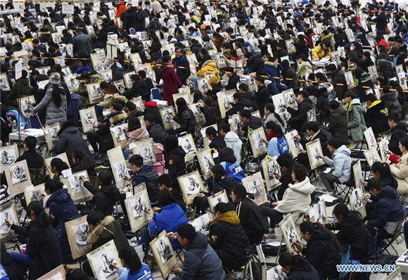 Over 6,000 students attend fine arts exam of Shandong University of Art & Design