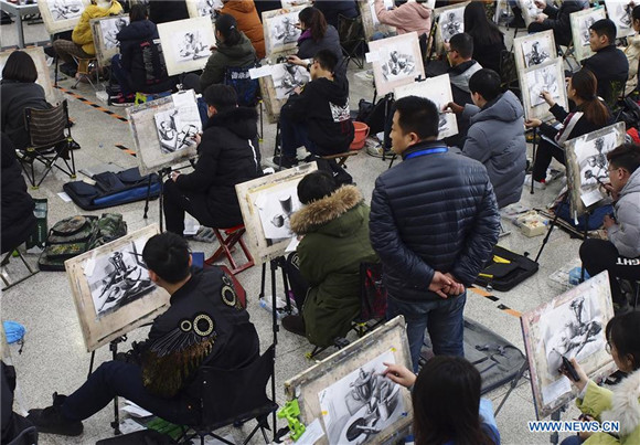 Over 6,000 students attend fine arts exam of Shandong University of Art & Design