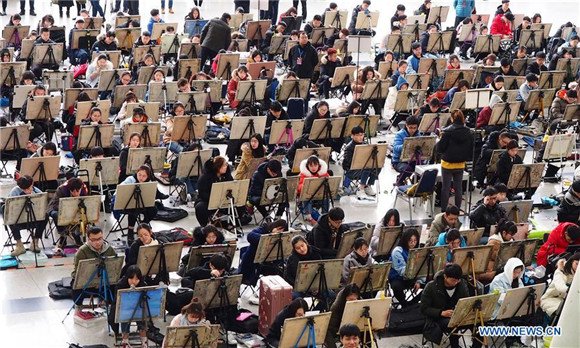 Over 6,000 students attend fine arts exam of Shandong University of Art & Design