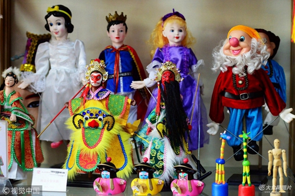 In pics: Laixi continues puppet legacy
