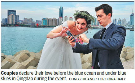 Couples explore coastal city in romantic outing