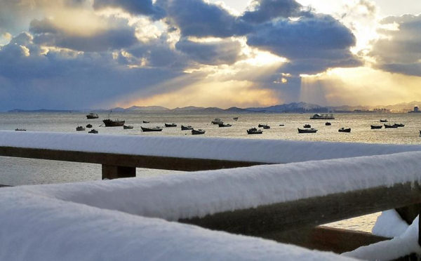 In pics: snow turns Yantai into winter wonderland