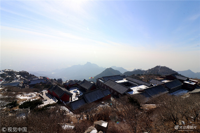 Mount Tai after snow captured in photos