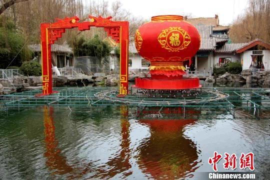 Baotu Spring Lantern Fair under preparation for Chinese New Year