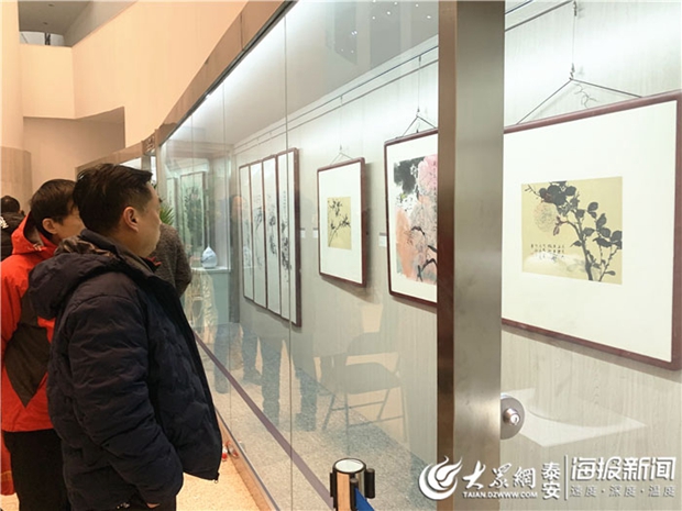 Young painter Li Li opens exhibition in Tai'an