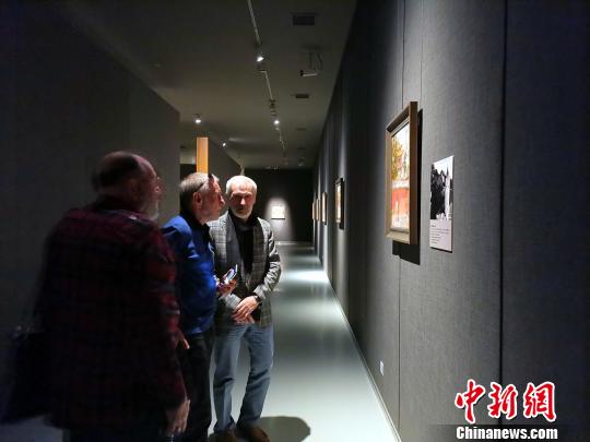 Russian painting arts displayed at Shandong Art Museum