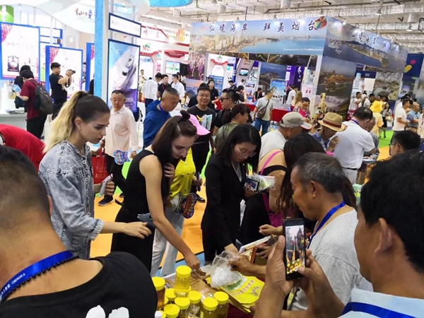 Tai'an makes a splash at Shandong intl tourism fair
