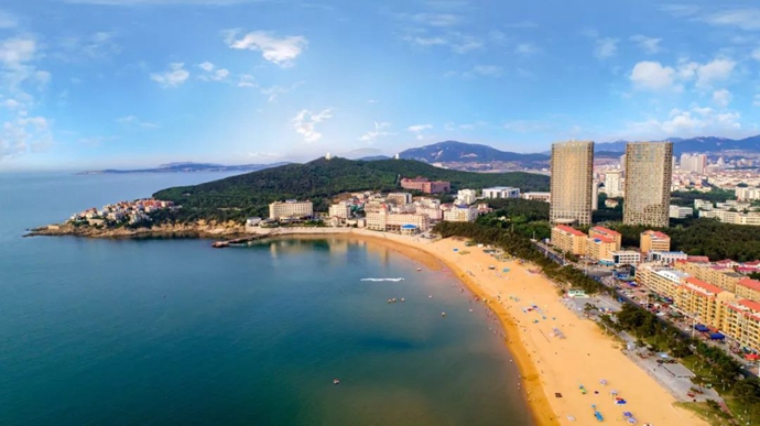 Weihai: a popular getaway in summertime