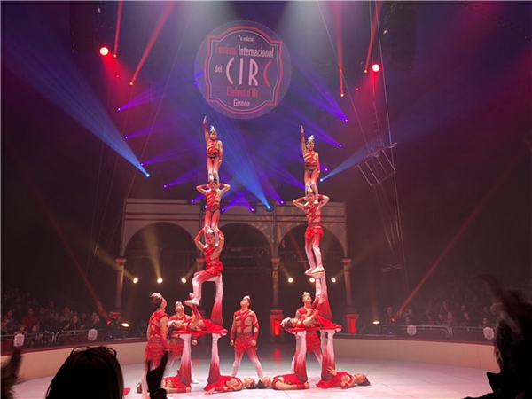 Jinan acrobatic troupe set to dazzle in Japan
