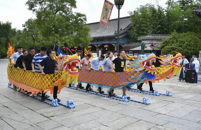 Taierzhuang ancient town celebrates Duanwu Festival