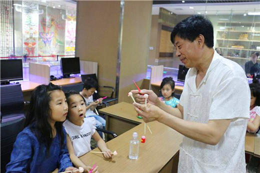 Shandong intangible cultural heritage classroom: how to make a Caozhou dough figure