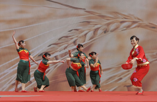 In pics: Yantai residents embrace cultural carnival