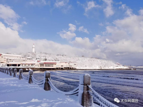 Yantai experiences first snow of season