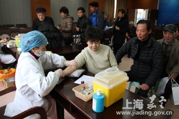 Jiading offers free health checks for residents