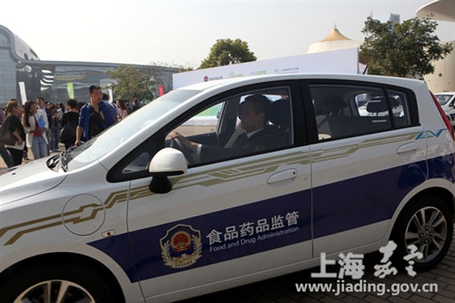 Jiading uses e-cars for government affairs