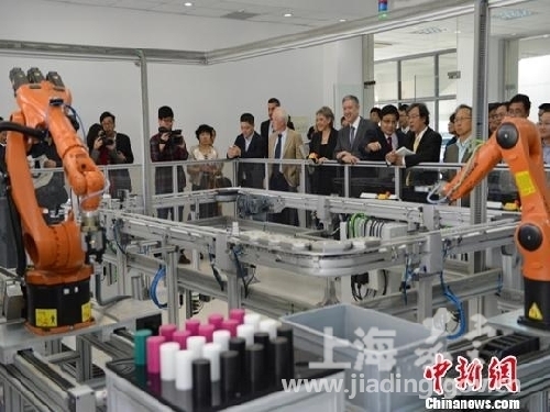 Intelligent factory lab settles in Tongji University