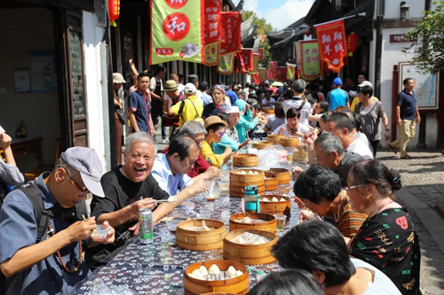 Jiading sees upsurge of tourists during National Day holiday