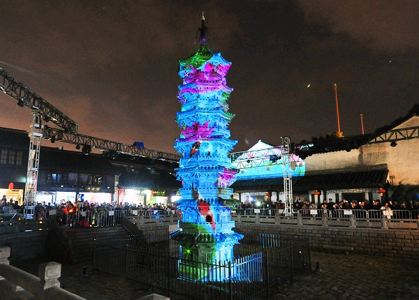 Twin pagodas in Nanxiang light up evening sky