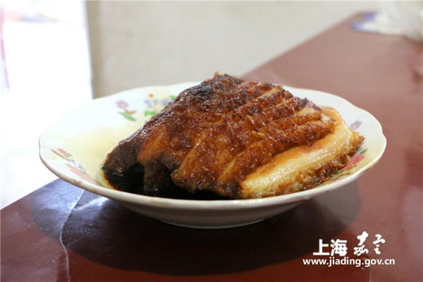 Fried boiled pork, tender and not greasy