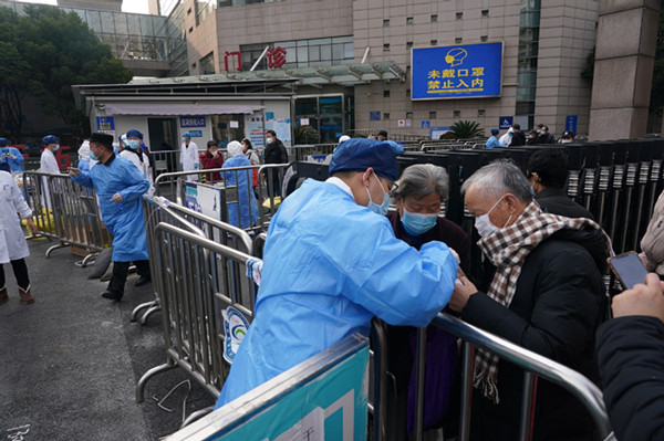 Official: Shanghai well-equipped to deal with another outbreak</STRONG>