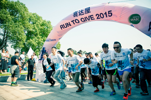 Charity run generates $13,315 for special-needs groups