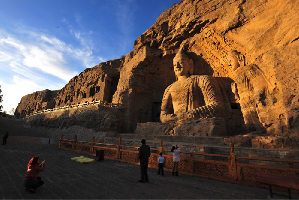 Virtual visit to the Yungang Grottoes