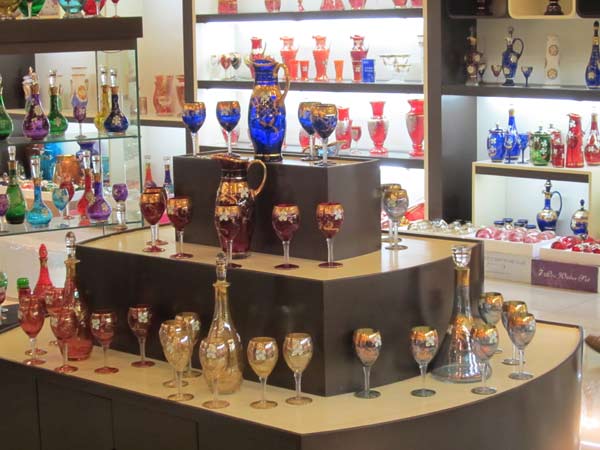 Chinese glassware firm revives from losses