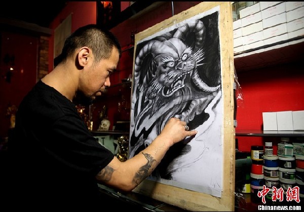 Tattoo artist in China