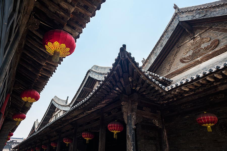 Shanxi in the Eyes of Foreigners: Looking at the roofs