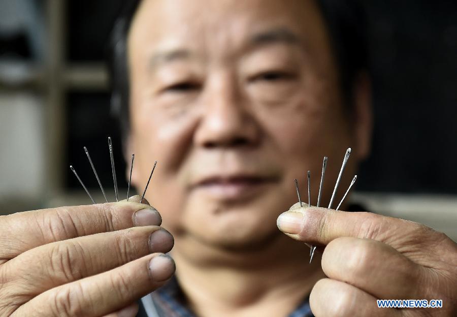 Crewel needles made with traditional techniques in Shanxi