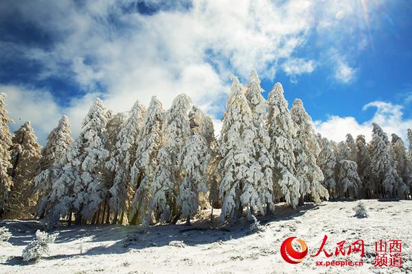 Snow scenary of Luya Mountain