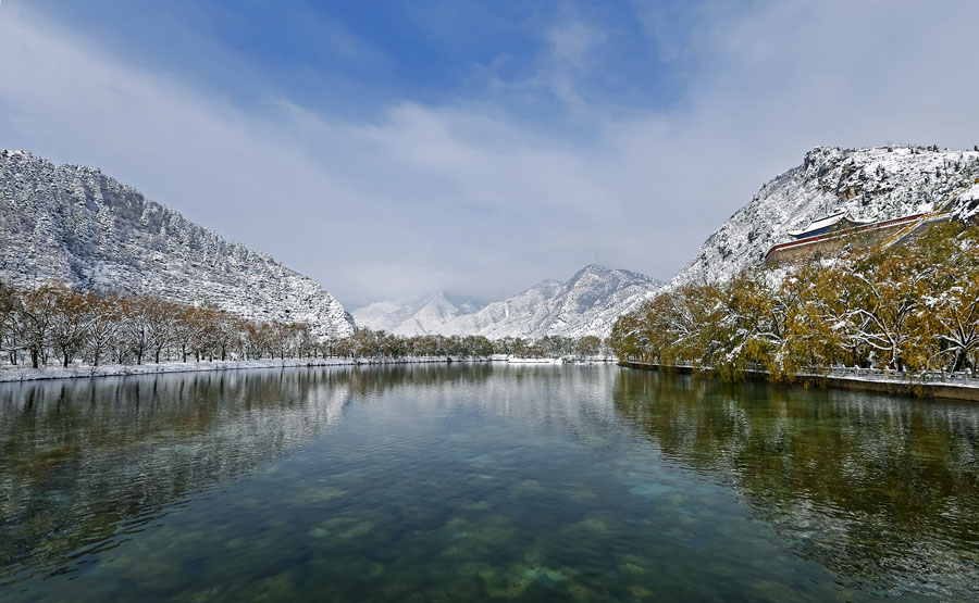 Fairytale scenery of Fenhe River source