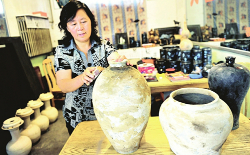 10 Shanxi people recognized as national craftspeople