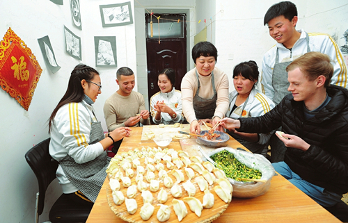 International students celebrate Winter Solstice in Shanxi
