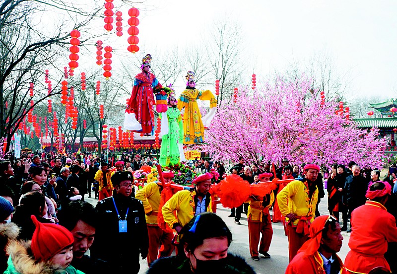Festive events entertain Shanxi